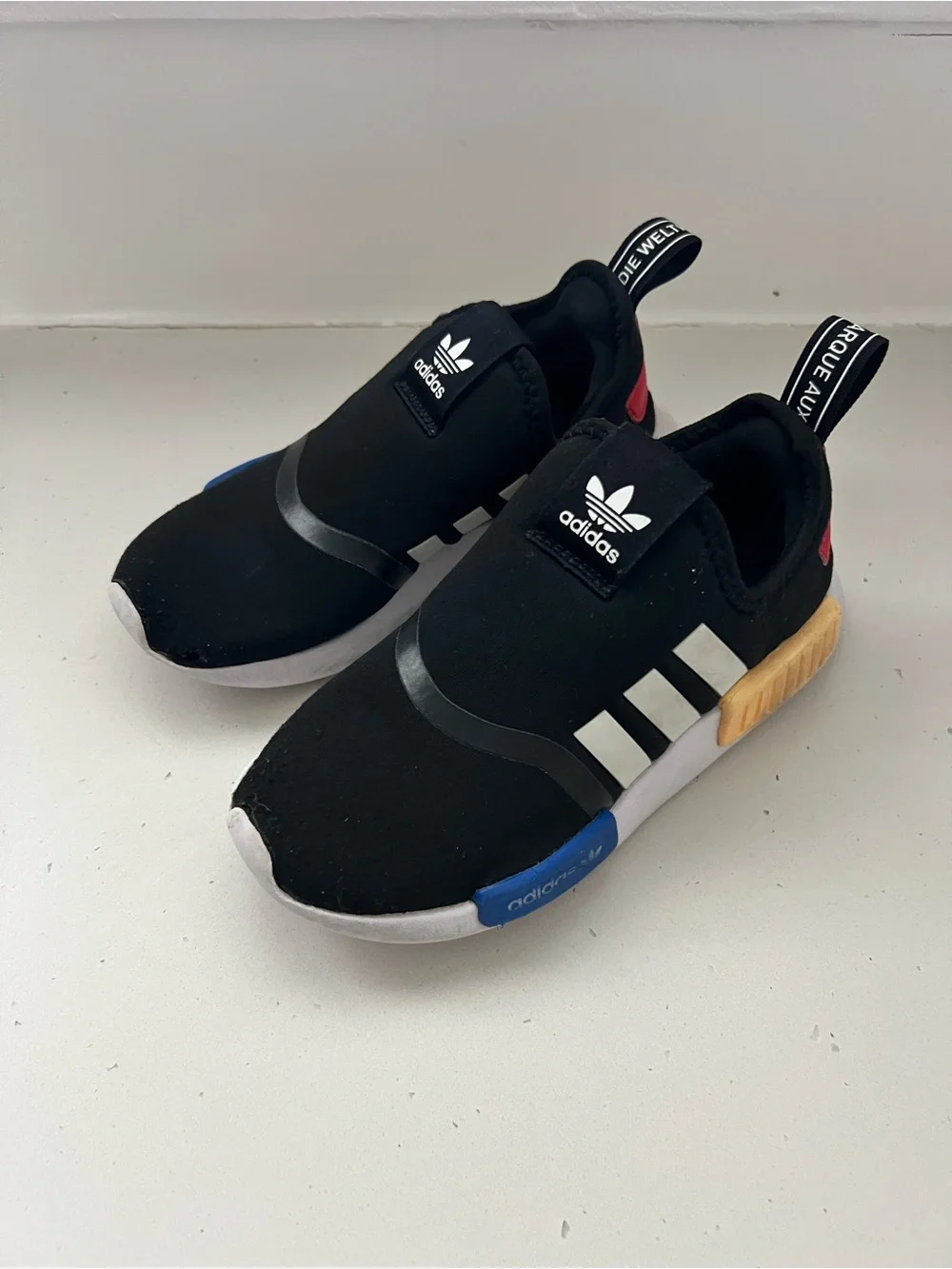 adidas Kids Size 13K Black Multicolor Slip-On Athletic Sneakers PYV 702001